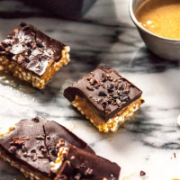 Peanut Butter and Dark Chocolate Puffed Millet Bars