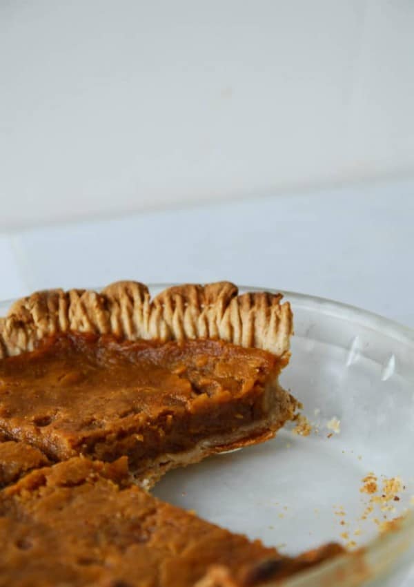 Vegan Pumpkin Pie with Coconut Oil Crust