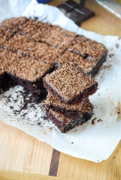 Cocoa Brownies with Chocolate Fudge Frosting//heartofabaker.com