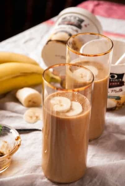 Caramelized Banana and Peanut Butter Milkshake //heartofabaker.com