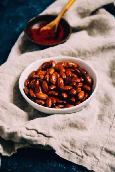 Smoked Paprika and Garlic Roasted Almonds-﻿A savory and quick happy hour snack, garlic roasted almonds that are perfect for snacking!